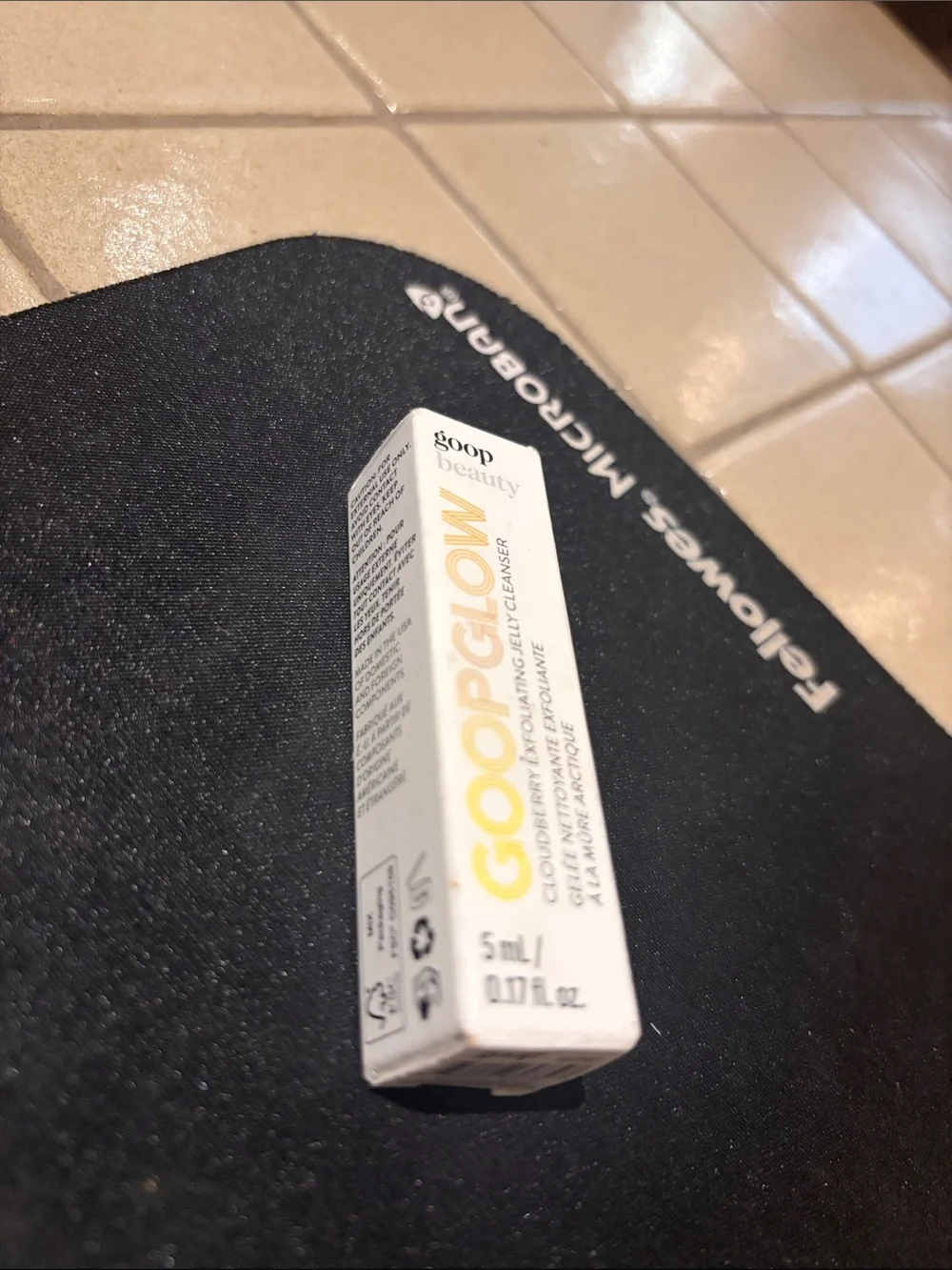 goop beauty GOOPGLOW jelly Cleanser - White/Yellow NWT